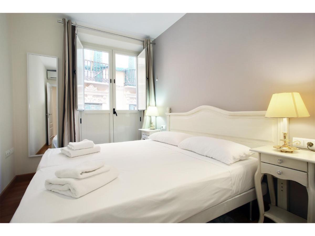 Apartamentos Unisierra Малага Экстерьер фото