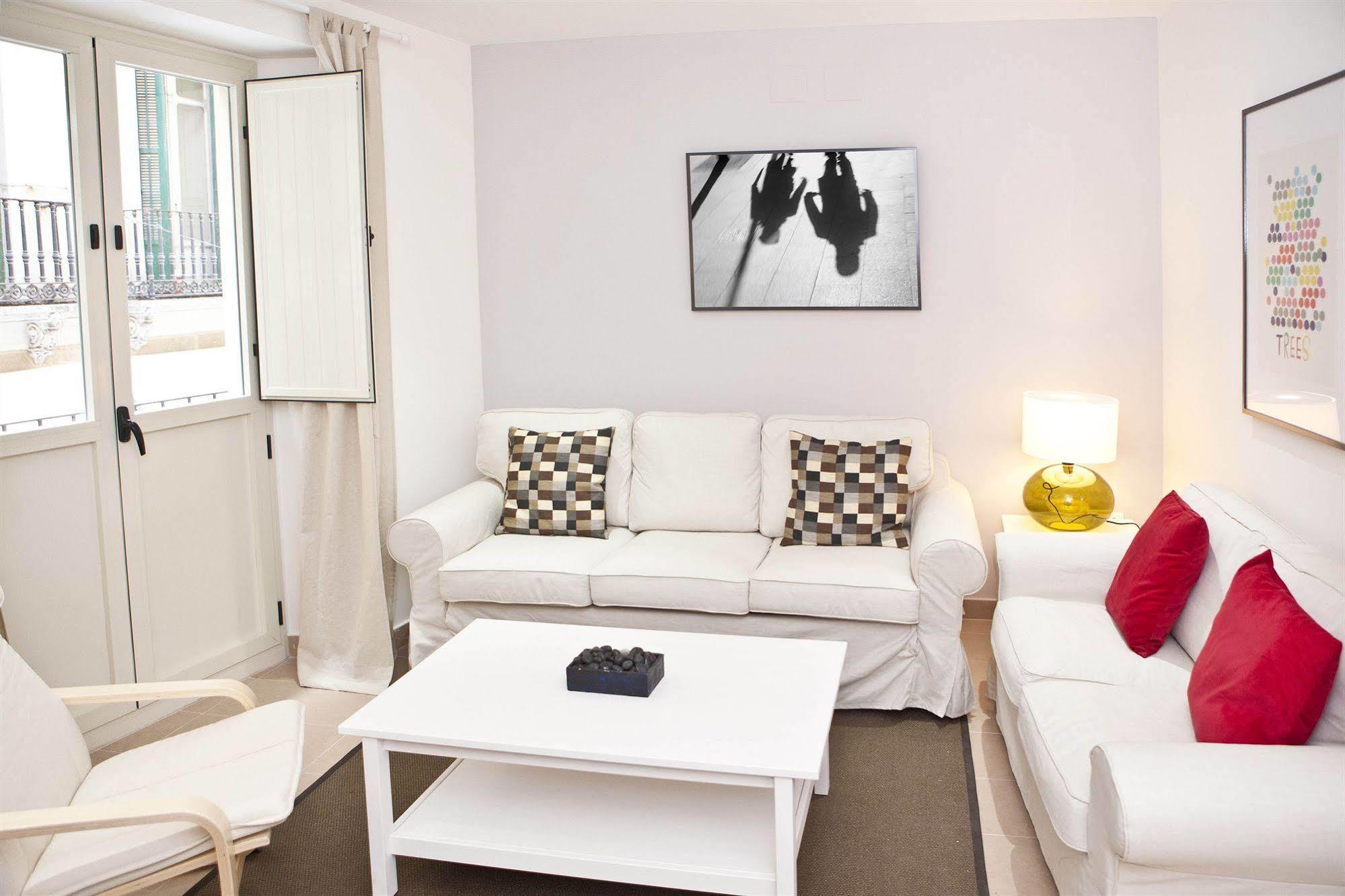 Apartamentos Unisierra Малага Экстерьер фото