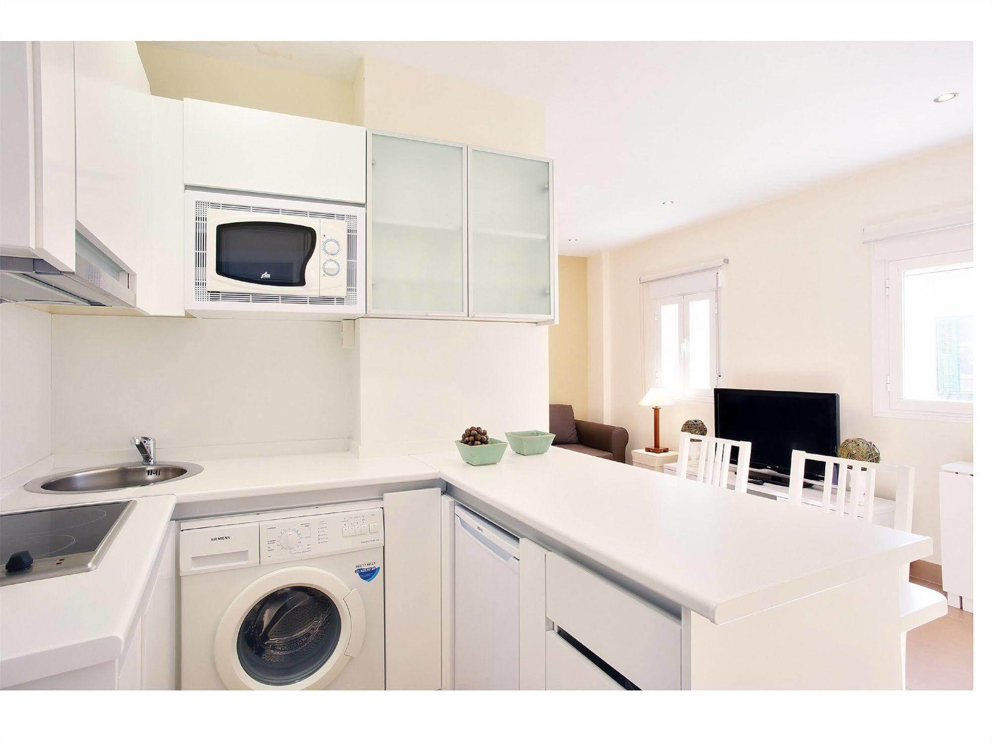 Apartamentos Unisierra Малага Экстерьер фото